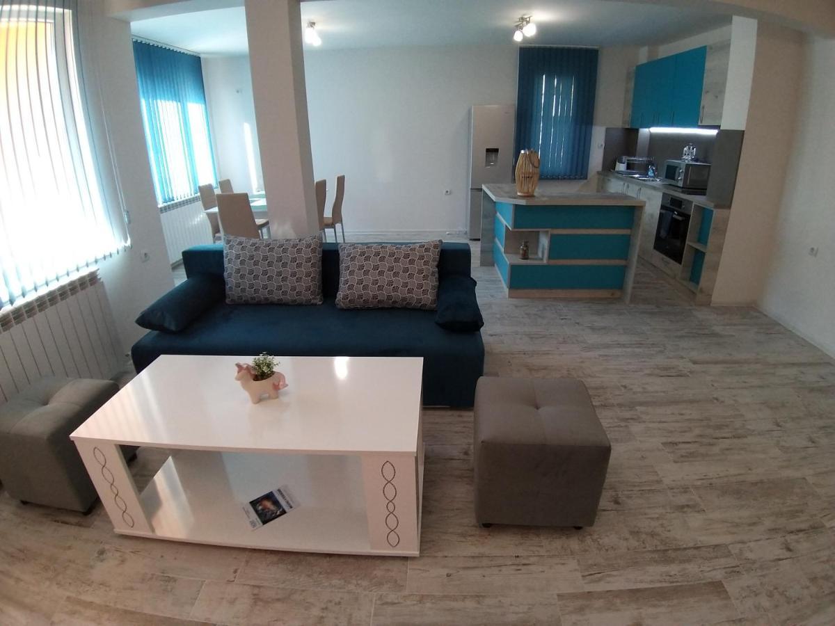 Апартамент Трапезица Скай Veliko Tarnovo Exterior foto