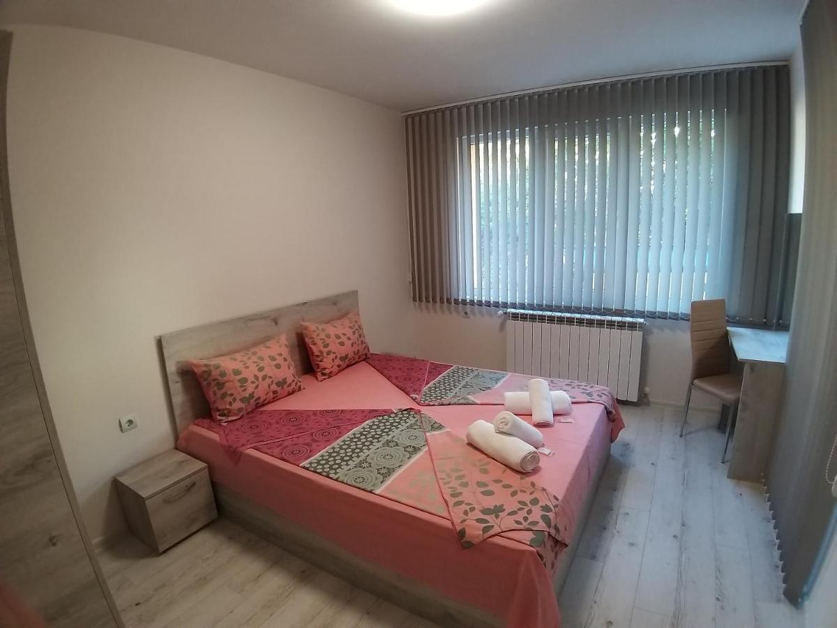 Апартамент Трапезица Скай Veliko Tarnovo Exterior foto